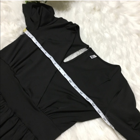 Black Trendy Maxi with Sleeves Small Stretchy - Picture 7 of 7